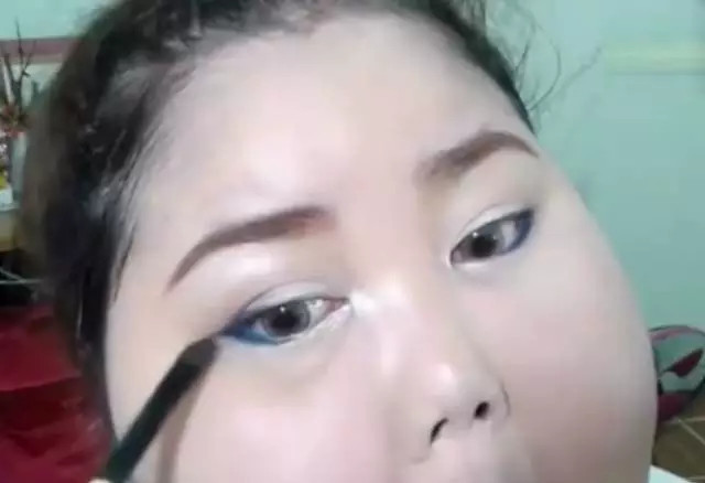 臉胖怎么化妝好看？臉大怎么化妝好看