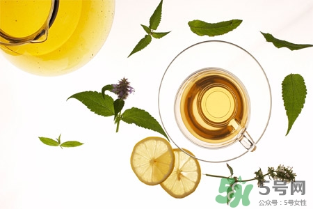 口含茶葉能治口臭嗎？口含茶葉有什么作用？
