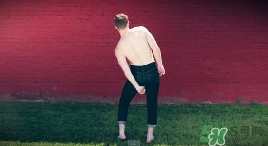 過年男生穿什么衣服？過年男生穿衣搭配