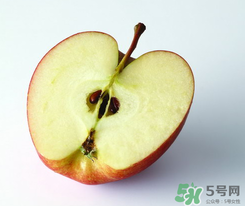 切開(kāi)的蘋(píng)果為什么會(huì)變色？切開(kāi)的蘋(píng)果怎樣才不變色？