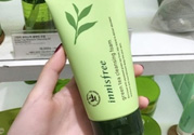 悅詩(shī)風(fēng)吟綠茶洗面奶真假辨別 悅詩(shī)風(fēng)吟綠茶洗面奶真假對(duì)比圖