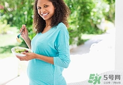 懷孕4個(gè)月愛吃甜食是生男孩還是女孩?