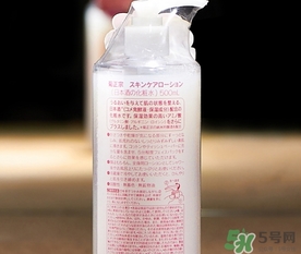菊正宗化妝水適合什么膚質(zhì)？菊正宗化妝水對(duì)皮膚的刺激性大嗎？