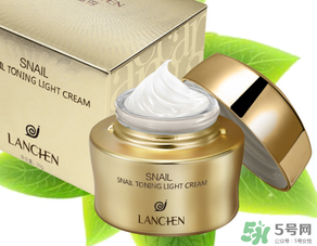 藍(lán)秀素顏霜怎么用？藍(lán)秀素顏霜使用方法
