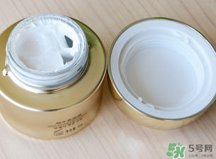 藍(lán)秀素顏霜怎么用？藍(lán)秀素顏霜使用方法