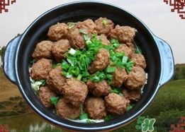 一顆肉丸子的熱量是多少？哪種做法的肉丸子熱量最低？