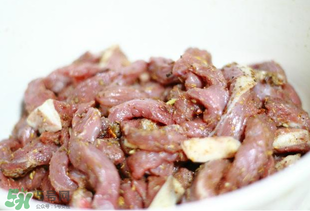 腌牛肉用什么粉？腌牛肉用什么料？
