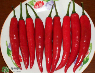 新鮮辣椒可以冷凍嗎？新鮮辣椒怎么保存冰箱？