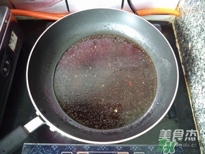 肉丸子可以用面粉嗎？肉丸子用什么粉？