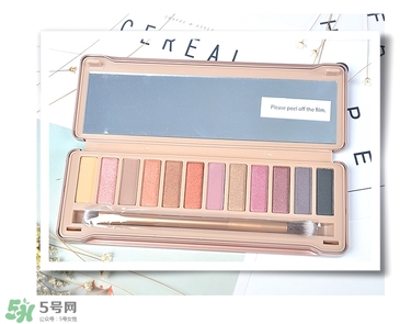 color deep眼影怎么樣？色號試色圖