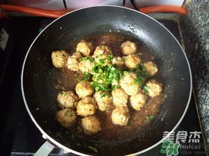 肉丸子可以用面粉嗎？肉丸子用什么粉？
