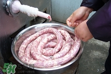麻辣香腸怎么做好吃？川味麻辣香腸的做法大全