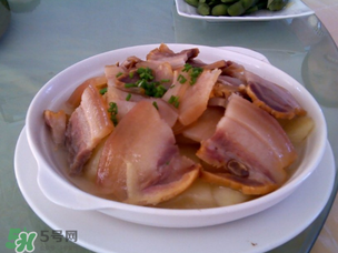 腌肉放什么酒？腌肉為什么要放酒？