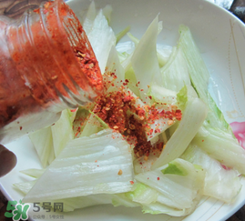 腌白菜放多少鹽？腌白菜放鹽比例