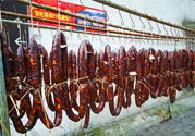 一斤肉可以做多少香腸？一斤豬肉能做多少臘腸？