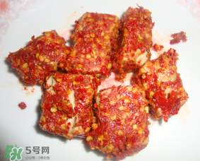 霉豆腐長紅霉還能吃嗎？霉豆腐為什么會長紅霉？