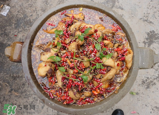 腌魚(yú)用什么容器？腌魚(yú)用什么裝？