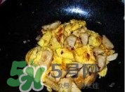 魚丸和雞蛋可以一起吃嗎？魚丸和雞蛋能不能同時吃？
