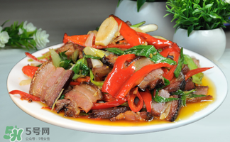 臘肉蒸還是煮？臘肉蒸好還是煮好？