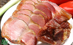 臘肉蒸什么菜好吃？蒸臘肉放什么材料好吃？