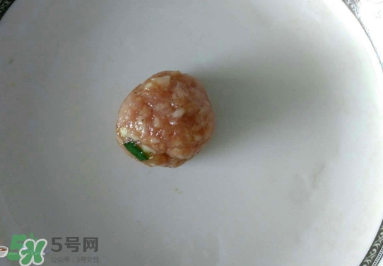 珍珠丸子可以用大米嗎？珍珠丸子用大米怎么做？