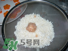 珍珠丸子蒸多長時(shí)間？珍珠丸子要蒸多久？