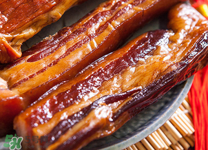 臘肉放冷藏還是冷凍？臘肉冷凍可以保存多久？