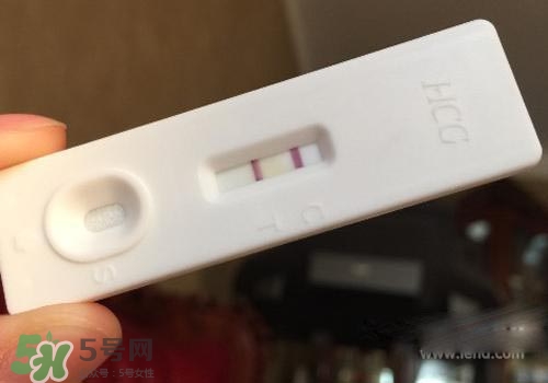 懷孕兩個月試紙顏色淺怎么回事？懷孕兩個月試紙顏色淺什么原因？