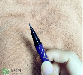 液體眉筆是什么？液體眉筆和眉筆哪個好用？