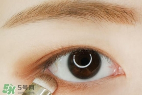 李圣經(jīng)妝容怎么化？李圣經(jīng)仿妝教程
