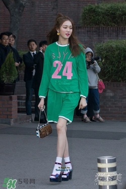 李圣經的衣服什么牌子？李圣經衣服同款