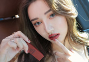 3ce909是什么顏色？3ce909口紅試色