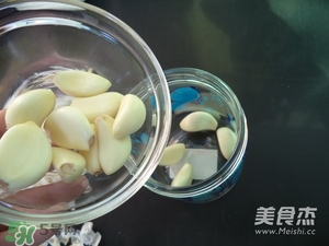 臘八蒜用什么蒜？臘八蒜用新蒜還是老蒜？