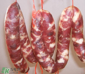 香腸什么時(shí)候扎孔？香腸扎孔技巧