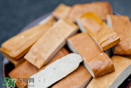 豆腐干發(fā)霉了還能吃嗎？豆腐干長(zhǎng)毛了還能吃嗎？