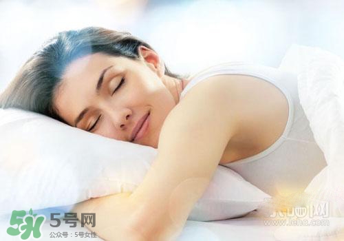 冬天不戴胸罩好不好？冬天胸罩幾天換一次？