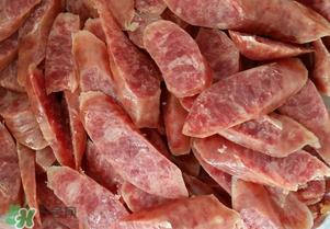 豬大腸可以做臘腸嗎？做臘腸用豬大腸還是豬小腸？