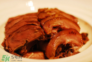 鹵豬頭肉多少錢一斤？醬鹵豬頭肉多少錢一斤？