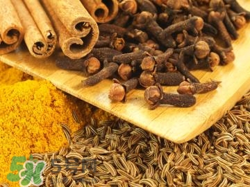 有狐臭不能吃什么食物？有狐臭的人不能吃什么