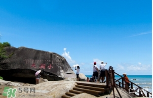 春節(jié)去三亞穿什么？過年春節(jié)去三亞穿什么衣服？