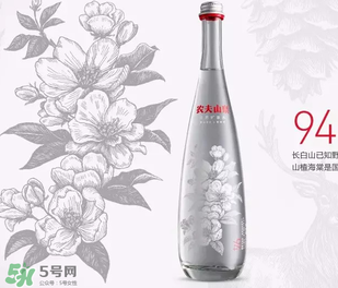 礦泉水會過期嗎？礦泉水過期了還能喝嗎？