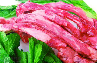 腌排骨放多少鹽？腌排骨一斤肉放多少鹽？