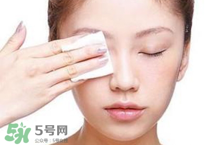 卸妝后眼睛模糊怎么辦？卸妝后眼睛模糊怎么處理？