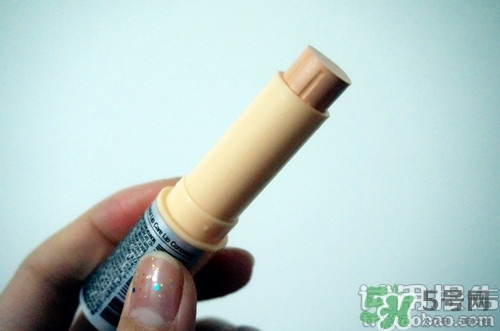 唇部遮瑕膏怎么用？唇部遮瑕膏使用方法