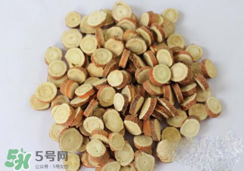 高血脂泡腳用什么藥好？高血脂用什么藥泡腳？