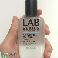 收斂水是爽膚水嗎？收斂水和爽膚水的區(qū)別？