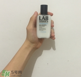 收斂水是爽膚水嗎？收斂水和爽膚水的區(qū)別？