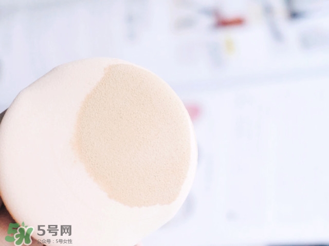 歐萊雅瓷肌氣墊多少錢？歐萊雅奇煥光采瓷肌氣墊專柜價(jià)