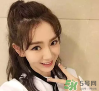 發(fā)際線高適合什么發(fā)型？發(fā)際線高怎么辦