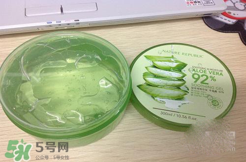 嘴唇干裂可以涂蘆薈膠嗎？嘴唇干裂怎么涂蘆薈膠？